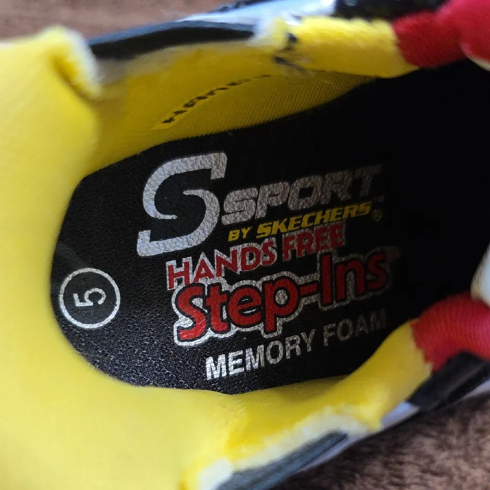 Skechers Kids' Step-Ins‎ Black, Red and Yellow Sneakers With Lights, like new.